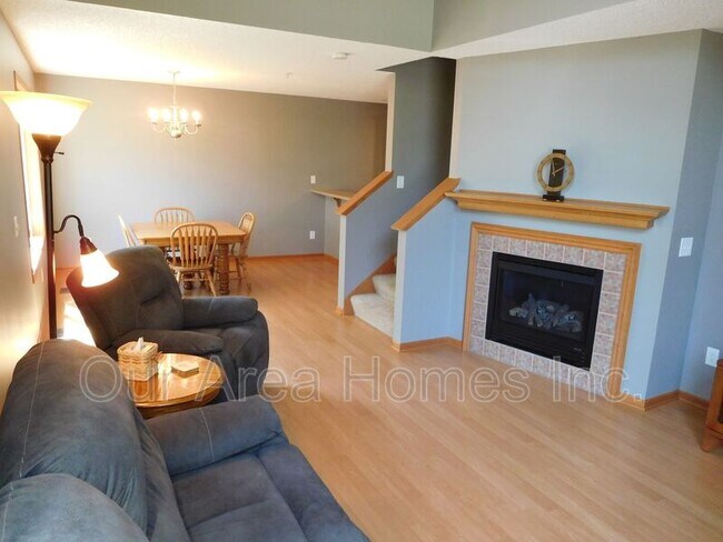 Foto del edificio - 13502 Partridge Cir NW