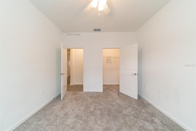 Foto del edificio - 2898 Armstrong Ave