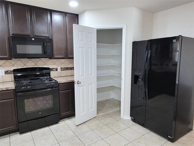 Foto del edificio - 10903 Chestnut Path Way