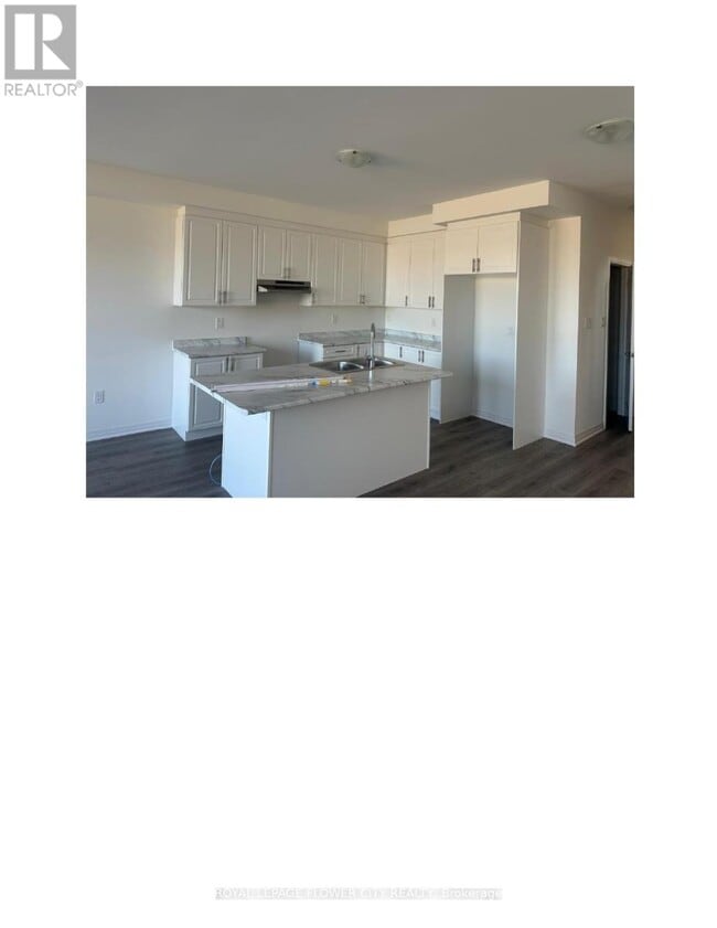 Building Photo - 5 Sagewood Ave