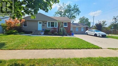 Building Photo - 2801 Randolph Ave