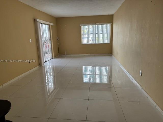 Foto del edificio - 5501 NW 7th St