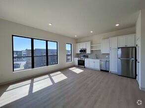 Building Photo - Roseann Lofts