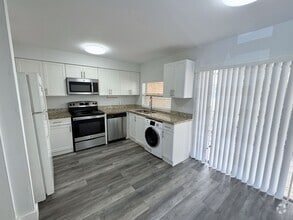 Building Photo - 4409 Treehouse Ln