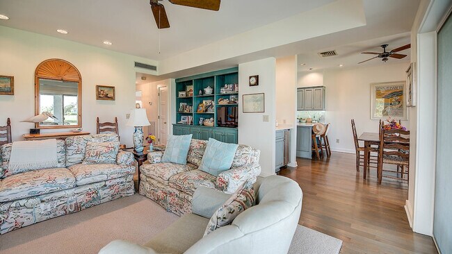 Foto del edificio - 38 Leeward Ct