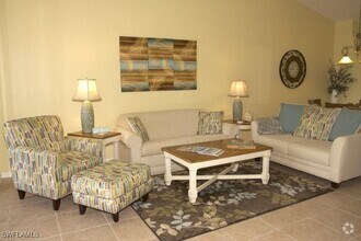 Building Photo - 10129 Colonial Country Club Blvd