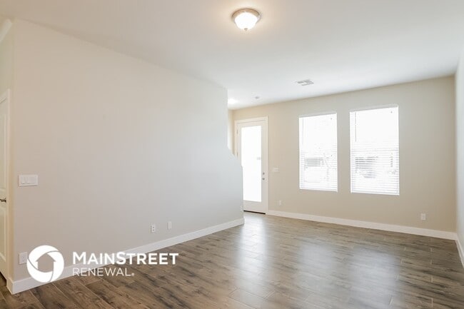 Foto del edificio - 2000 N 36th St