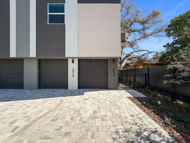 Foto del edificio - 334 14th St N