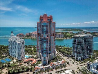 Building Photo - 300 South Pointe Dr