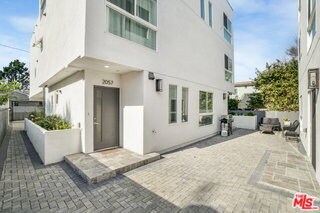 Foto del edificio - 2057 S Garth Ave