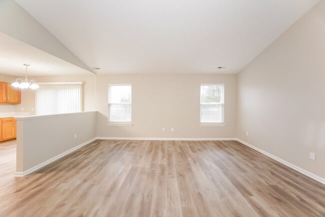 Building Photo - 19219 Prairie Crossing Dr