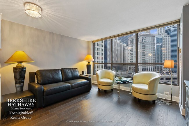 Building Photo - 405 N Wabash Ave