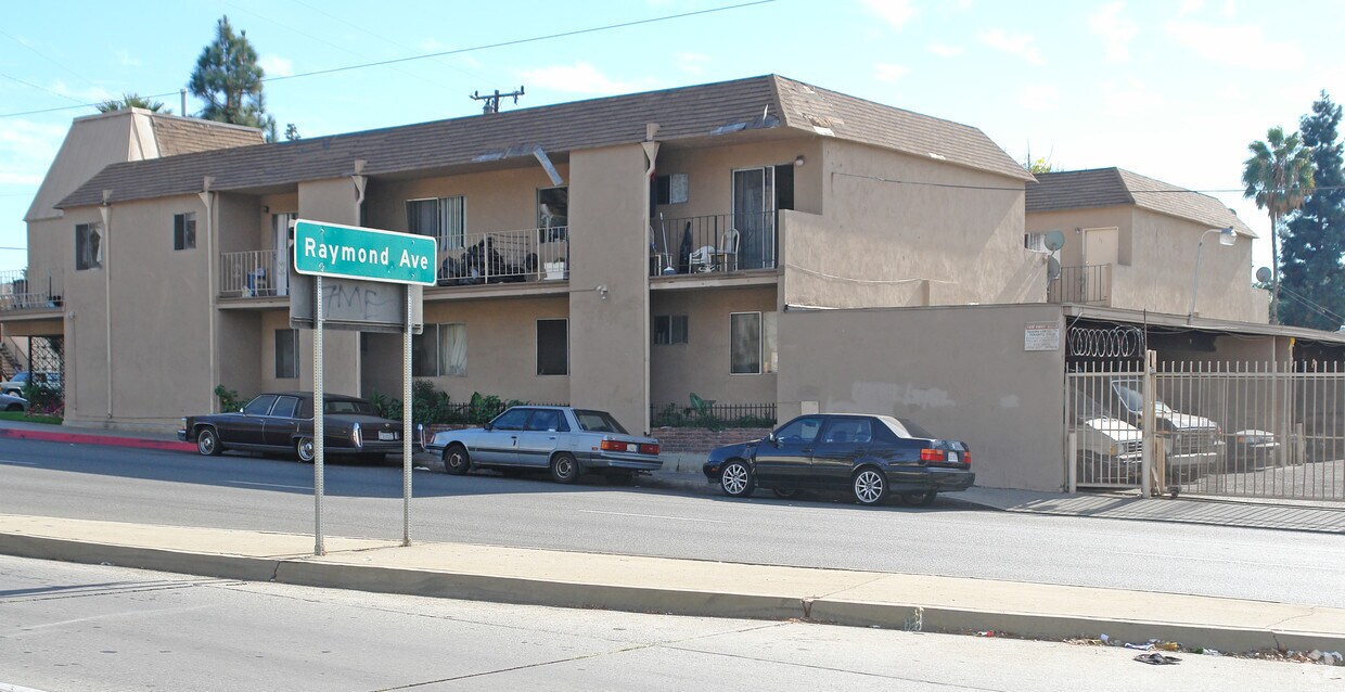 Foto del edificio - 2165 Woodbury Rd