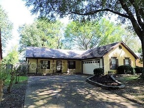 Building Photo - 6346 Bent Oak Ln