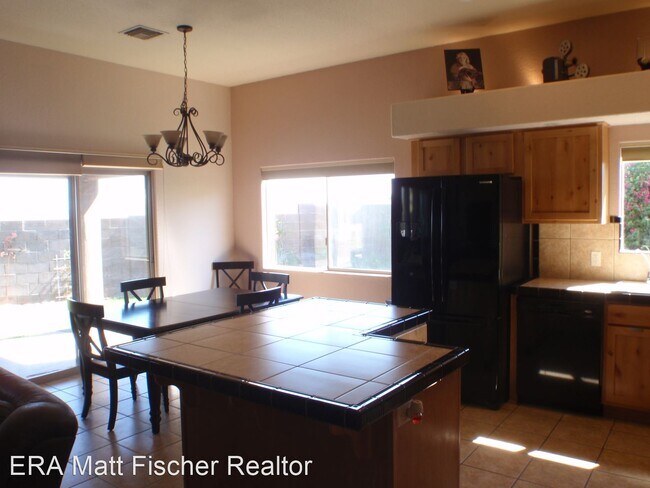 Building Photo - 3 br, 2 bath House - 11126 S Cony Ave