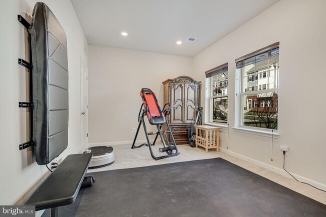 Building Photo - 9536 Barnes Lp