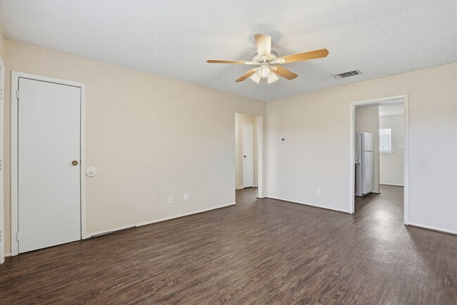 Foto del edificio - 1116 Hanover St