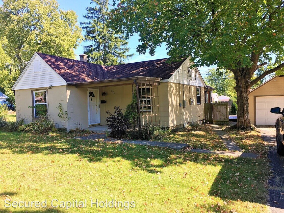 Foto principal - 2 br, 1 bath House - 4224 Flowerdale Ave.