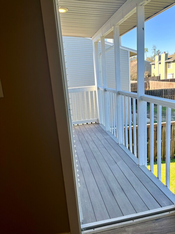 Building Photo - 3117 Debra Blvd