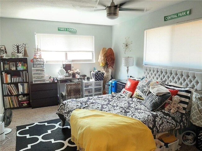 Foto del edificio - 1679 NW 15th Vista