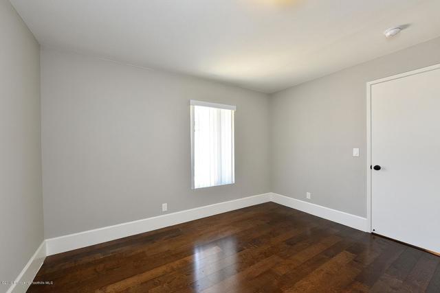 Foto del edificio - 4911 Glen Iris Ave