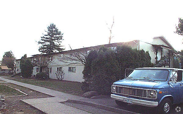 Building Photo - The Bonner Apartments