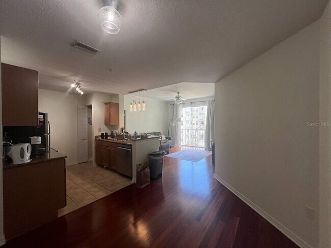 Building Photo - 700 S Harbour Island Blvd