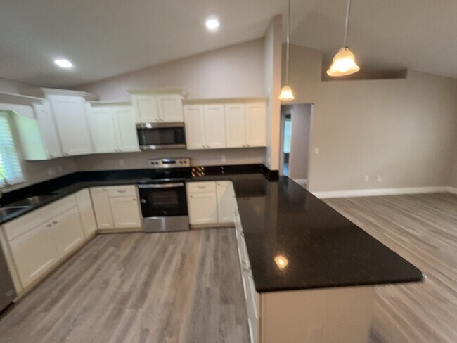 Foto del edificio - 7110 N Westbrook Way