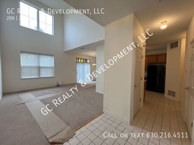 Building Photo - ***ST. CHARLES LOCATION / 2 BDRM + LOFT / ...