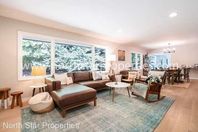 Foto del edificio - 4 br, 3.5 bath House - 6545 SW Seymour