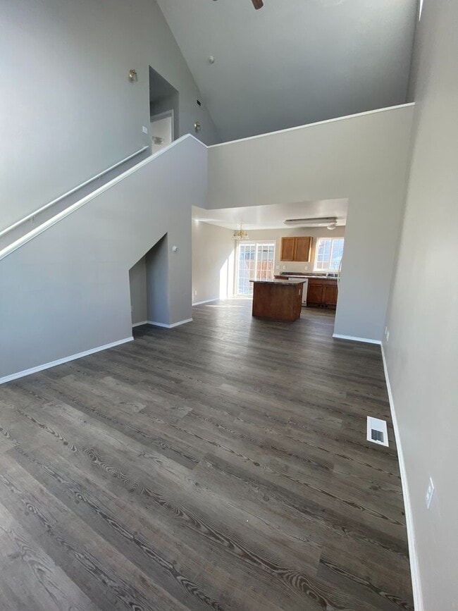 Foto del edificio - 1915 Cornell Ave