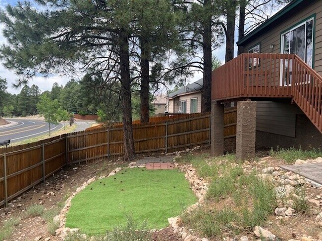 Foto del edificio - AVAILABLE SOON! 3-Bed Ponderosa Trails Gem