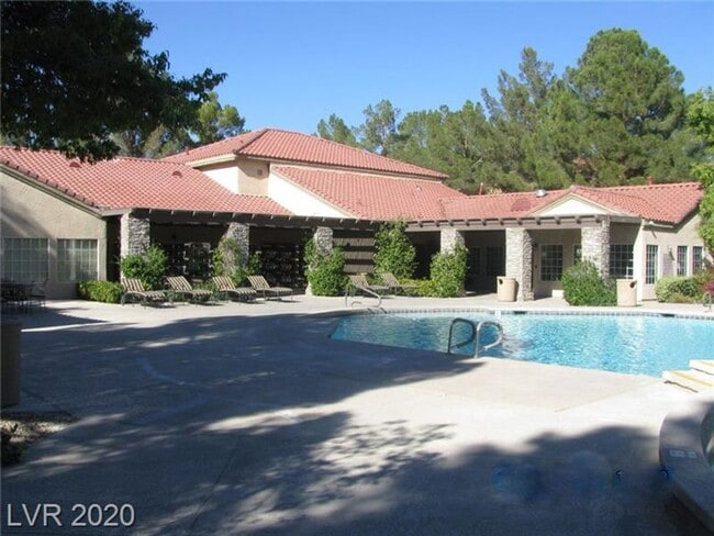Building Photo - 2200 S Fort Apache Rd