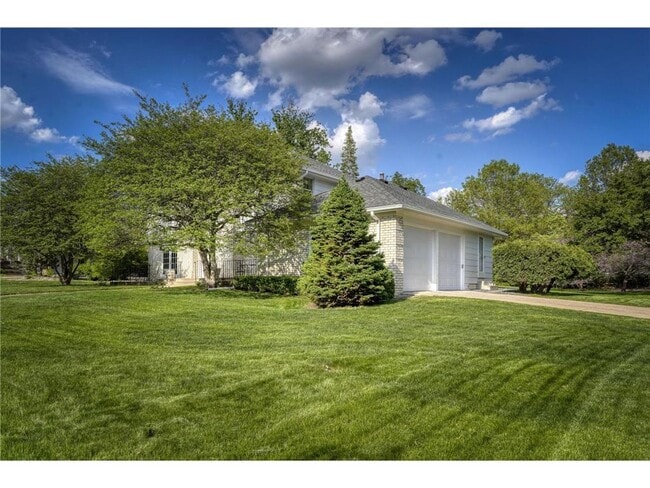 Foto del edificio - 5721 Londonderry Rd