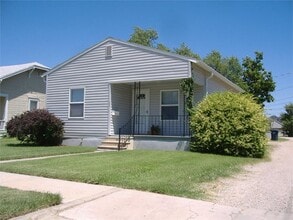 Building Photo - 1520 N Washington St