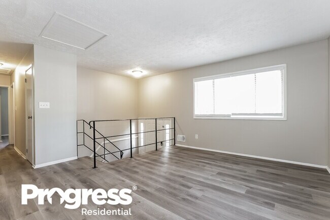 Building Photo - 5938 Baywood Ln
