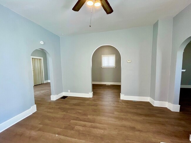 Building Photo - 204 W Louisiana St