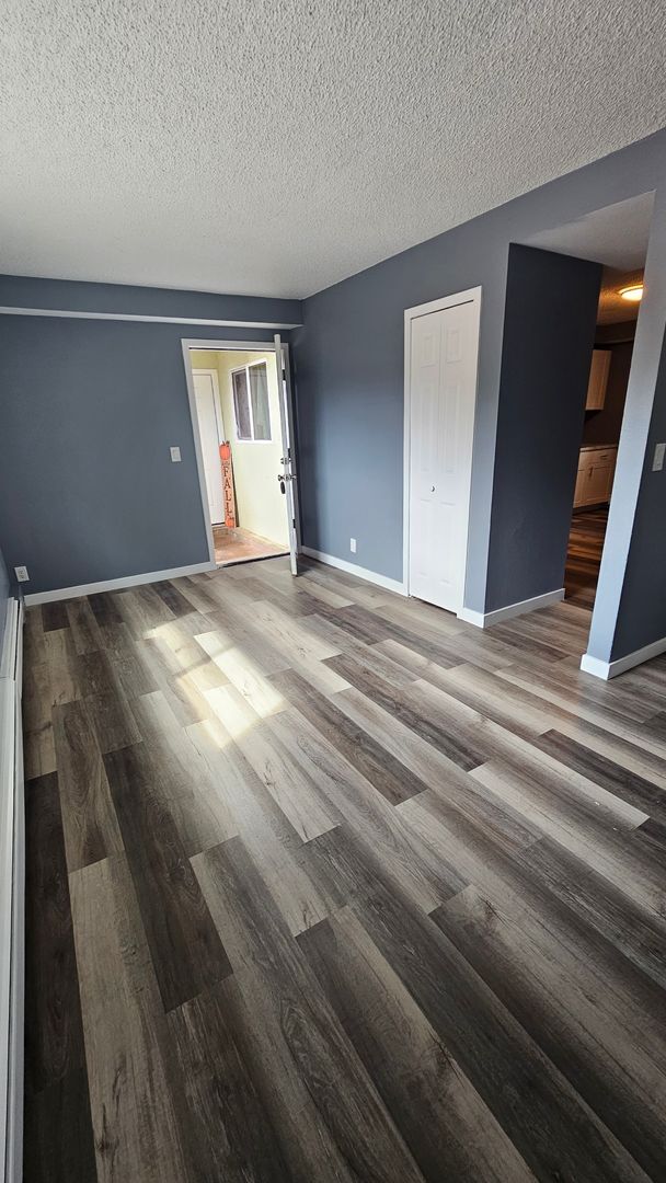 Foto del edificio - $1195 - 2BR/1BA Pet-Friendly 4Plex near Me...