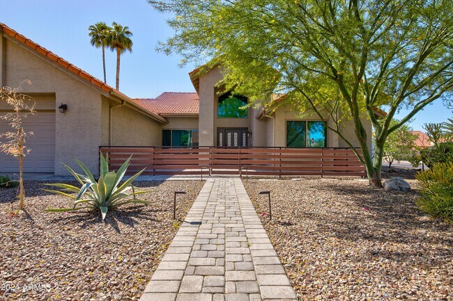 Foto del edificio - 1945 E Velvet Dr