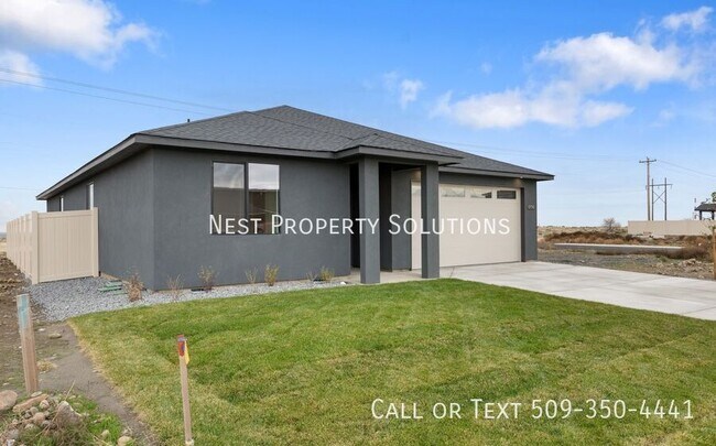 Building Photo - 930 L St NE