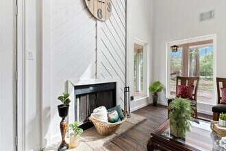 Building Photo - 17926 Country Pl Dr