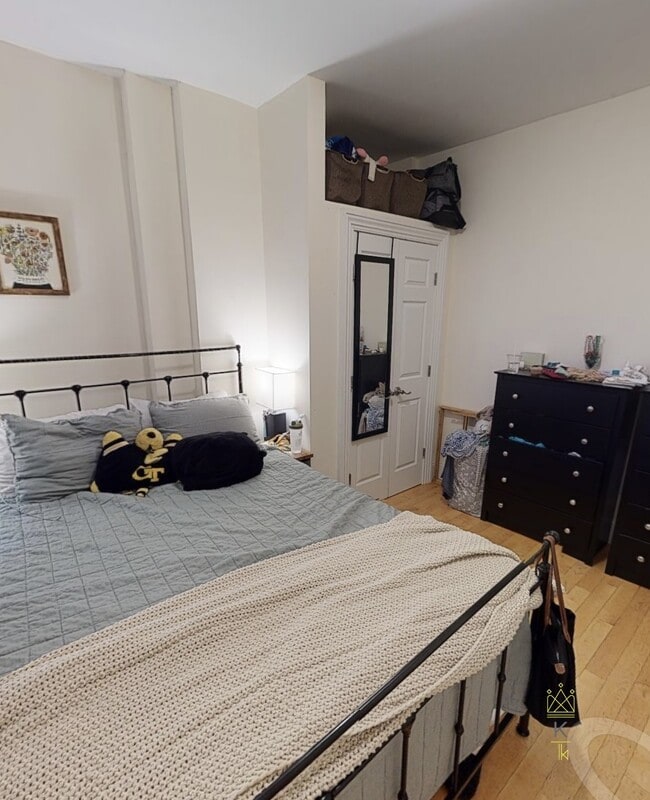 Building Photo - 672 Washington St