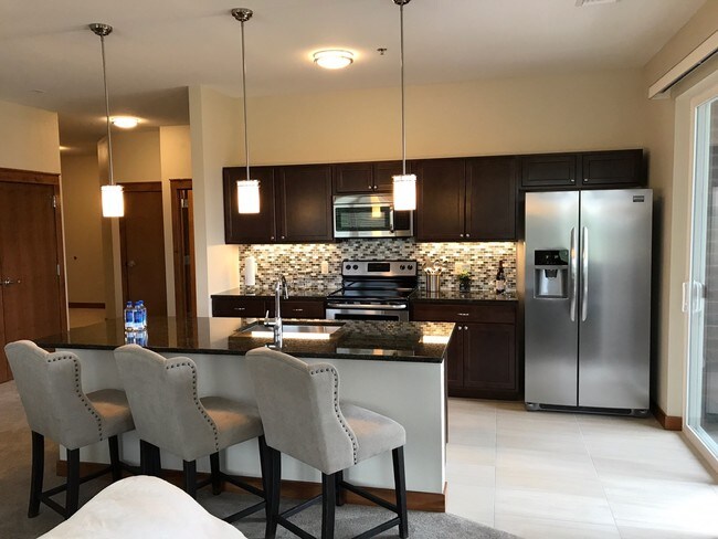 Oakwood Ridge Apartments Eau Claire Wi Apartments Com