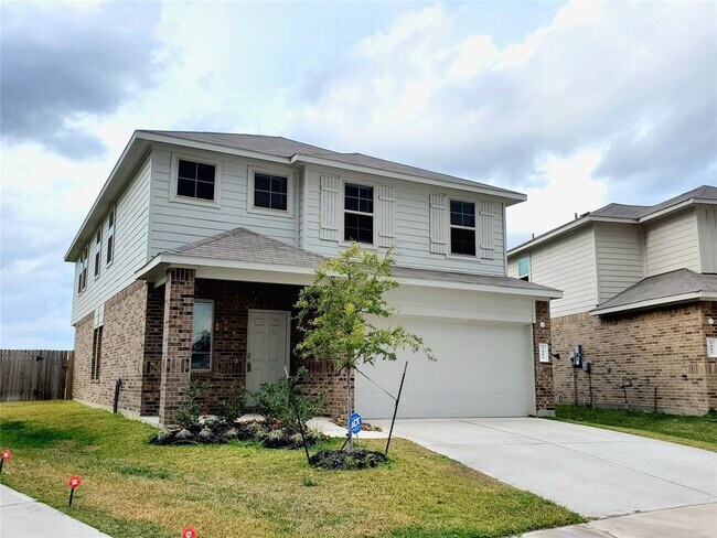 Foto del edificio - 2403 Heeney Pk Ln