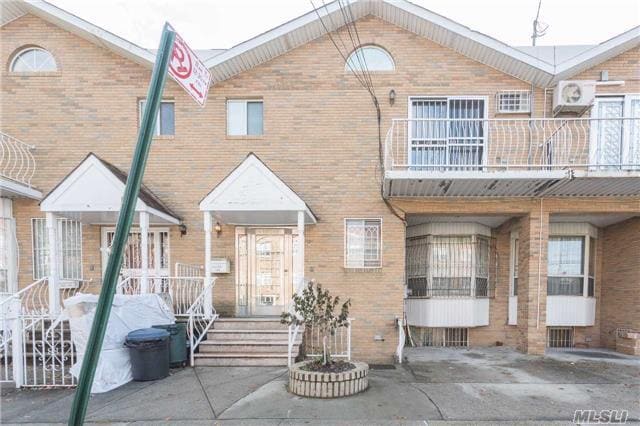 Building Photo - 136-06-136-59 59th Ave