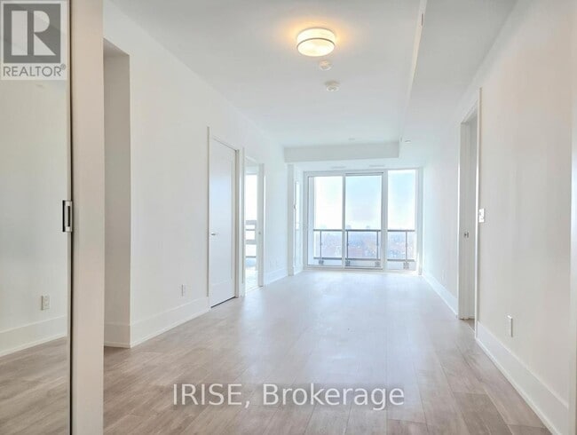 Photo du bâtiment - 115 Denison Ave