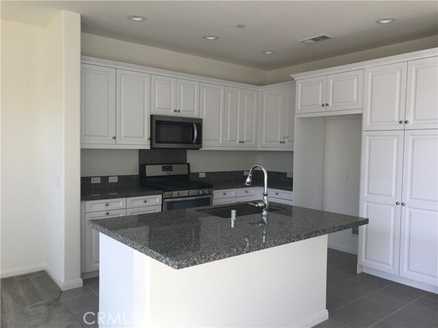 Building Photo - 2462 Sanabria Ln