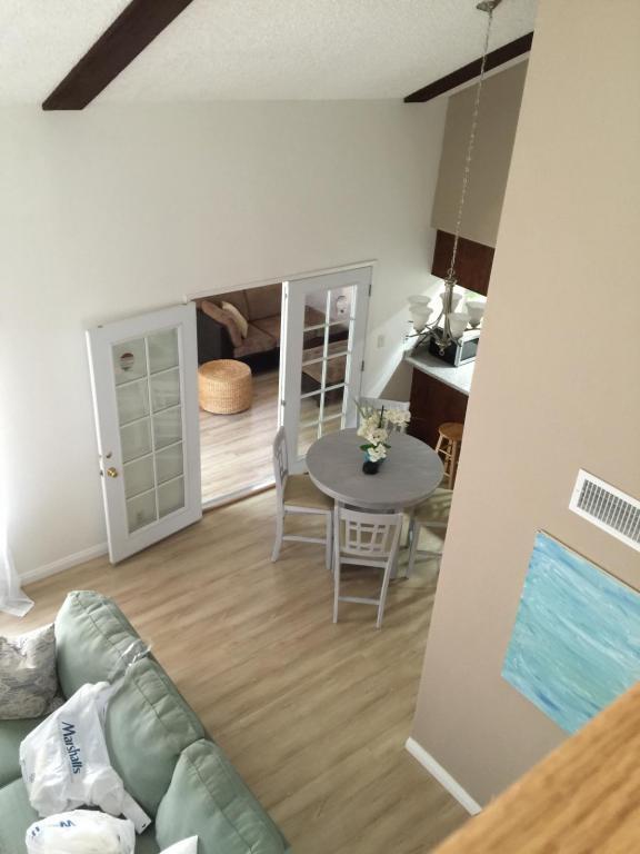 Foto principal - 2195 Canyon Dr