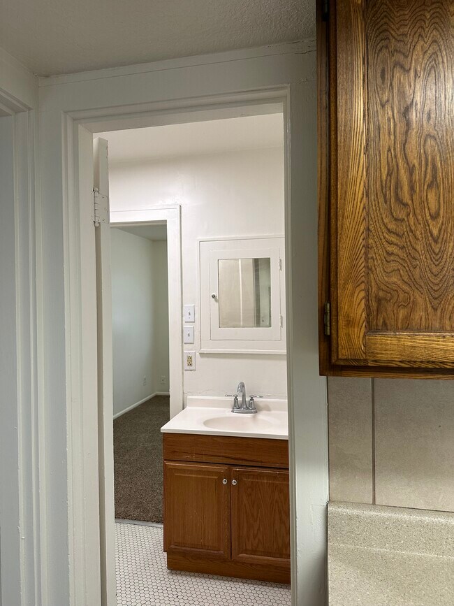 Foto del edificio - 2286 Monroe Blvd