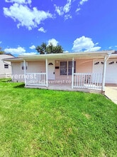 Building Photo - 2866 Hillgate Rd